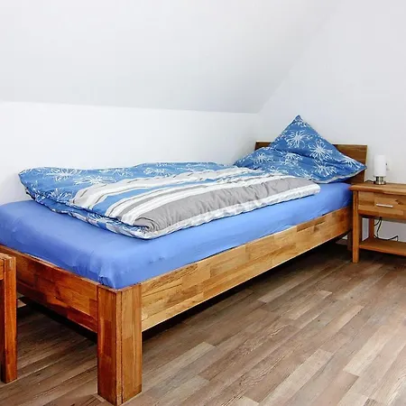 Reetdachhaus Lotte Mit Sauna Und Kaminofen Am Yachthafen In *