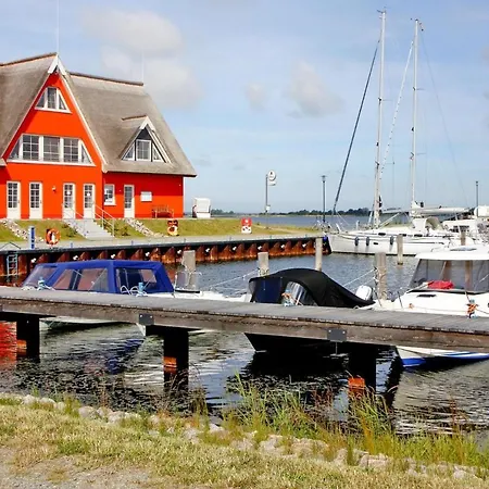 Nyaraló In Mit Meeresstrand *